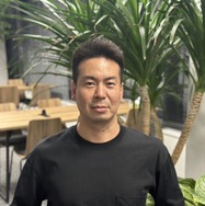 片山慎三監督