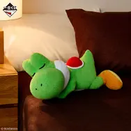 ラストワン賞 おやすみヨッシーのぬいぐるみ／© Nintendo
