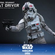 インペリアル・レムナント AT-ATドライバーフィギュア© & ™ Lucasfilm Ltd.