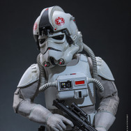 インペリアル・レムナント AT-ATドライバーフィギュア© & ™ Lucasfilm Ltd.
