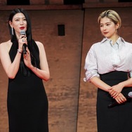 三吉彩花　佐久間由衣
