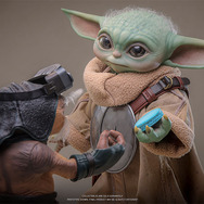 『スター・ウォーズ／マンダロリアン・アンド・グローグー』1/1スケールフィギュア　グローグー© & ™ Lucasfilm Ltd.