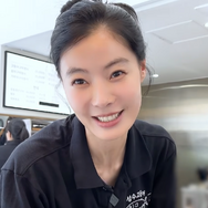 『皇后の品格』出演の女優ユン・ソイ、大盛況の焼き魚店オーナーに！YouTubeで明かした驚きの近況