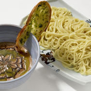 「ラーメンゼロ PLUS」（本館3F）「栗と白湯（パイタン）のつけ麺」（1,200円）