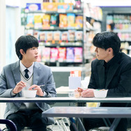 「鉄鎚教師」© 2026 Netflix, Inc.