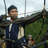 『黒牢城』(C)米澤穂信/KADOKAWA　(C)2026映画「黒牢城」製作委員会