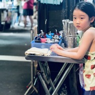左利きの少女 8枚目の写真・画像