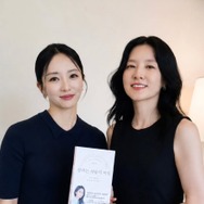「美しさの擬人化」イ・ヨンエ、ナチュラルな姿でも圧倒的な品格…SNSでの心温まる交流も話題【PHOTO】