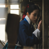 Netflixシリーズ「トングン −呪いの宮−」© 2026 Netflix, Inc.