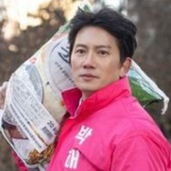 俳優チソンが宅配ドライバーに変身!?“米俵を担ぐ姿”がハンサムすぎる