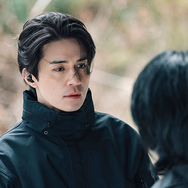 俳優イ・ドンウク、最新作『殺し屋たちの店2』で魅せる眼差し、ビジュアル、アクションに世界がノックアウト！