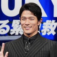 鈴木亮平