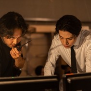 『殺し屋たちの店 2』熱気あふれる撮影セットに訪問！俳優たちが放つリアルな“空気感”を味わう【レポート前編】
