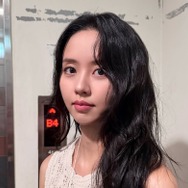 子役出身女優キム・ソヒョン、初の単独ファンミ成功裏に終了！サプライズ登場のパク・ボゴム＆イ・サンイにも感謝【PHOTO】