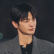 俳優15年目のソ・イングクが魅せた飾らない魅力。現場で最も重視するのは「早い退勤」【インタビュー】