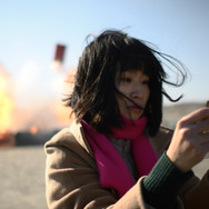 遠近を抱えた女 完全版 2枚目の写真・画像