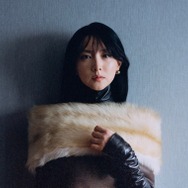 “歳月を逆行中” イ・ヨンエ、新鮮な秋コーデで魅せた変わらぬ美しさ【写真】