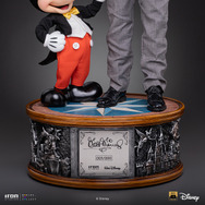 「デラックス・レガシーレプリカ・シリーズ」1/4スケール　ウォルト・ディズニー＆ミッキーマウス／260,000円 (税込)