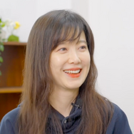 『花より男子』女優ク・ヘソン、遅咲きの学業への情熱を語る…20歳下の同級生から得た“開かれた思考”