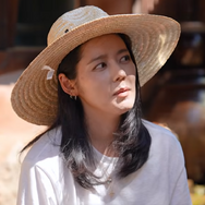 『太陽を抱く月』女優ハン・ガイン、酔って「元カレに電話」した過去を爆弾告白…！
