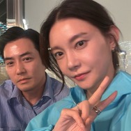 夫婦で「英雄時代」の仲間入り！チュ・サンウク夫妻がイム・ヨンウンのコンサートで熱狂！【写真】