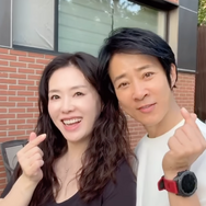 韓国芸能界の“元祖おしどり夫婦”、結婚30年を超えてもラブラブな日常が素敵すぎる！