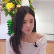 『恋人』女優アン・ウンジンが“顔面麻痺”を発症した過去を告白「口から水が…」