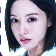 血まみれの白衣で圧倒的な存在感！キム・ジウォン主演の期待作『ドクターX』新ポスター解禁！