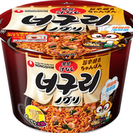 「ノグリ 旨辛焼きちゃんぽん」が、もっちり食感で大人気のレンジ対応カップにグレードアップして登場！10月26日（月）より全国のコンビニエンスストアで新発売！