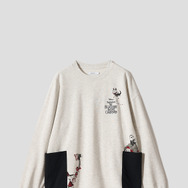 サンディ・クローズを誘拐｜サイドポケットスウェット／¥7,900／©Disney