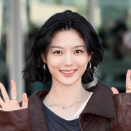 『トンイ』名子役キム・ユジョン、美脚際立つ秋の空港ファッションに目が釘付け！【写真】