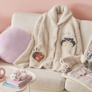 「DISNEY FLUFFY ANIMAL」© Disney