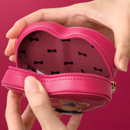 ポーチ 2,450円(本体価格2,228円)