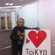 事務局を訪れてくれたエレーナ・コッタさん