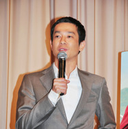 『ペコロスの母に会いに行く』試写会（加瀬亮）