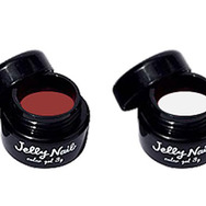 JellyNail クリスタルカラージェル・価格：各1,700円 (税込み)・色：(左)#061 クリムゾンローズ(右)#062 スパークリングフロスト