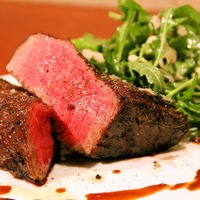 5時間焼いた塊肉をシェアする新型ステーキ店！渋谷にオープン 画像