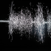坂本龍一ら制作、電磁波を可視化する巨大アートを展示　「メディア芸術祭作品展」 画像