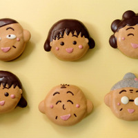 まる子やおじちゃんがドーナツに！『ちびまる子ちゃん』公開記念 画像
