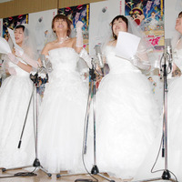 椿鬼奴、はるな愛ら独女5人が華麗な花嫁姿で『クレヨンしんちゃん』アフレコに参加 画像