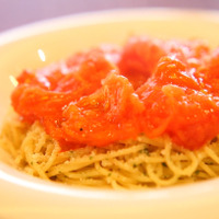 完熟トマト丸ごと一個使ったペペロンチーノ！代官山駅徒歩30秒の絶品イタリアン 画像