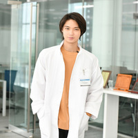 磯村勇斗、キーパーソンの若き科学者役で出演！ 山下智久と初共演「インハンド」 画像