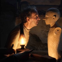 ロベルト・ベニーニ“ジェペット”がピノッキオを生み出す『ほんとうのピノッキオ』場面写真 画像
