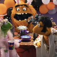 ハロウィーンの夜に珍騒動？「マペット」最新作配信「Muppets Haunted Mansion」 画像