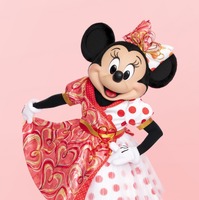 【ディズニー】ミニーマウスの想いを表現！「ミニー、ウィー・ラブ・ユー！」のミニーの衣装をひと足早くお披露目 画像