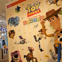 【ディズニー】おもちゃの部屋へようこそ！「トイ・ストーリー」スペシャルカフェが東京・大阪・名古屋の三大都市に期間限定オープン 画像