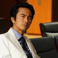眞島秀和＆香椎由宇、夫婦役で登場「Dr.チョコレート」第3話でさらなる謎浮上 画像