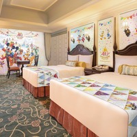 【ディズニー】TDR40周年の締めくくりは、東京ディズニーランドホテルでお祝い！グランドフィナーレスペシャルルームが登場 画像