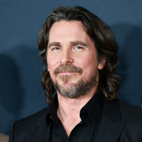 マギー・ギレンホール監督、クリスチャン・ベイルがフランケンシュタインを演じる新作よりファーストルック画像を公開 画像