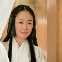 黒木華、見上愛“娘・彰子”の懐妊に「本当に喜ばしい」大河「光る君へ」君かたり 画像